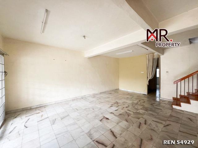 BACK EXTENDED Double Storey Terrace Taman Petani Jaya FOR SALE