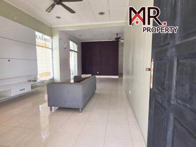 BACK EXTENDED Single Storey SemiD Bandar Puteri Jaya FOR SALE