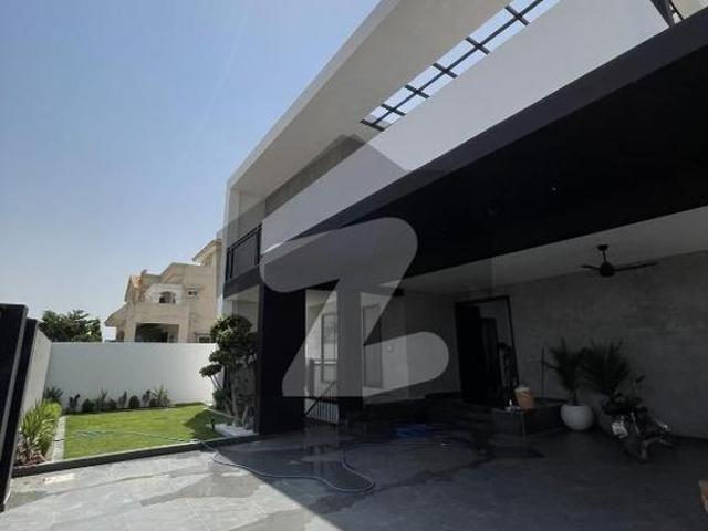Back Street Market Masjid & Park, Luxurious 01 Kanal House for Sale DHA Phase 1 Sector C
