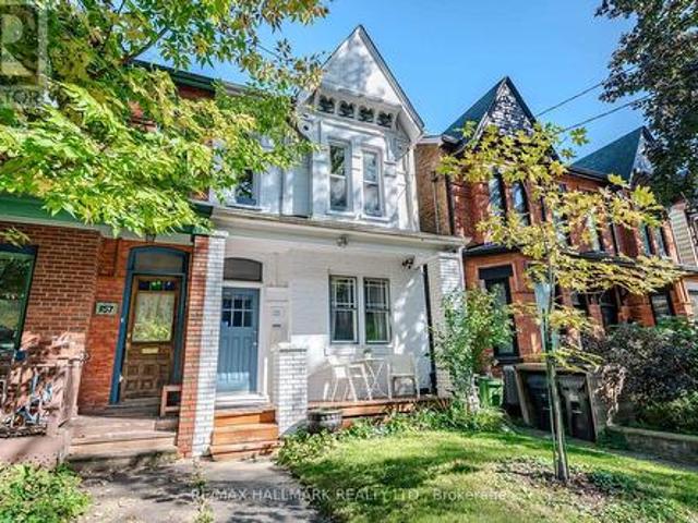 Back 155 Major Street, Toronto, ON, M5S 2K9 house for lease | Listing ID C13198 | Royal LePage