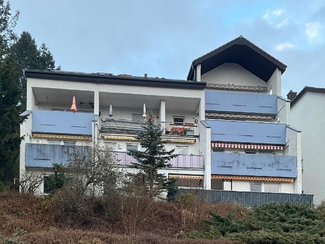 Bad Soden: Langjährig vermietete 2 Zimmer Wohnung als Kapitalanlage in der Kurstadt