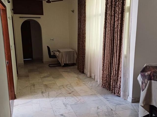 Badarpur, South Delhi 3 Bedroom 217 Sq. Ft. Builder Floor in Badarpur Delhi Listing ID: #10390