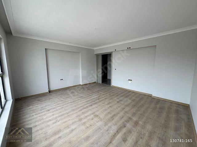 BADE EMLAK İNŞAATTAN ^YENİ EGEDE LÜKS DAİRE