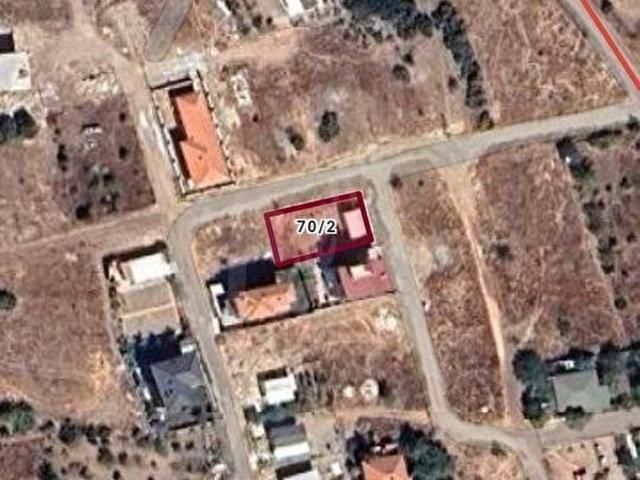 BADEMAĞACINDA KONTEYNIRLI 328 M2 KÖŞE PARSEL