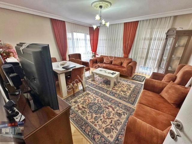 Bademlik Cadde Üzeri 3+1 Ara Kat'ta Geniş M2 Çift Balkon'lu Acil