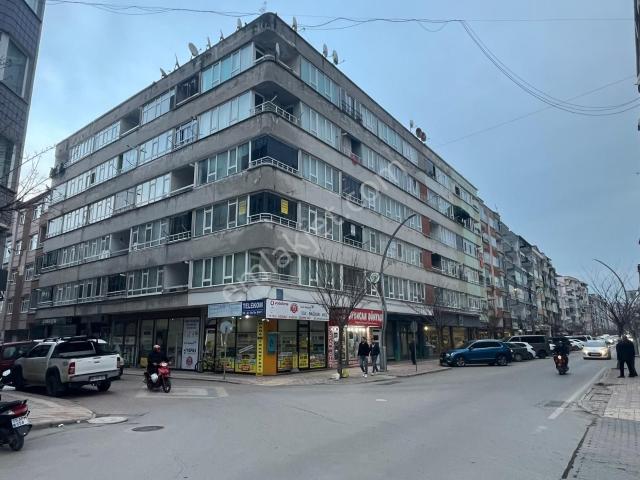 Bafra Vıp Gmd'den Merkezi Konumda Fırsat 3+1 Satılık Daire!