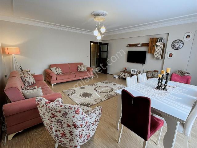 Bafra Vıp Gym'den Öğretmenler Evi Karşısında Satılık 3+1 Daire