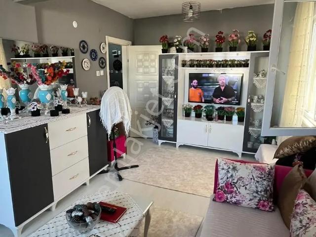 Bafra Vip Gym'den Zübeyde Hanım Cad. Satılık 2+1 Daire
