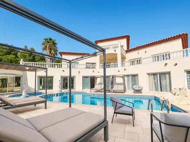 Bages 11100 Achat / Vente maison 15 pièces t15 piscine jardin