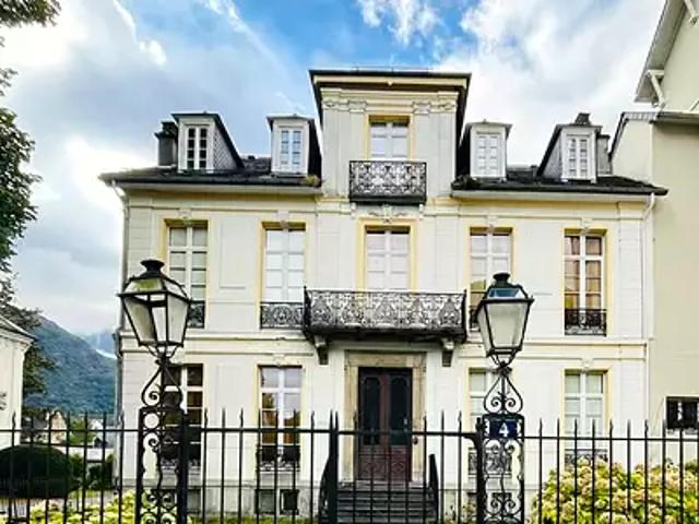 Bagnères de Luchon 31110 Achat / Vente appartement 3 pièces t3 au dernier étage