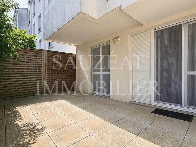 Bagneux Appartement 2 pièces avec terrasse de 20m² Meublé