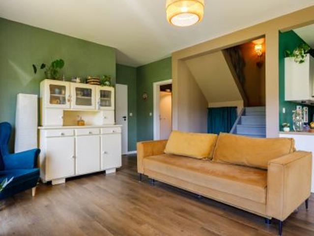 Bagno, 81 m² Dom