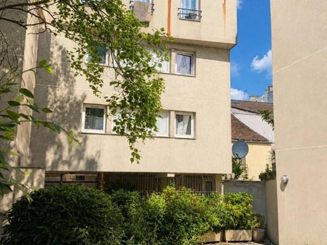 BAGNOLET 93170 Centre Ville Appartement Local