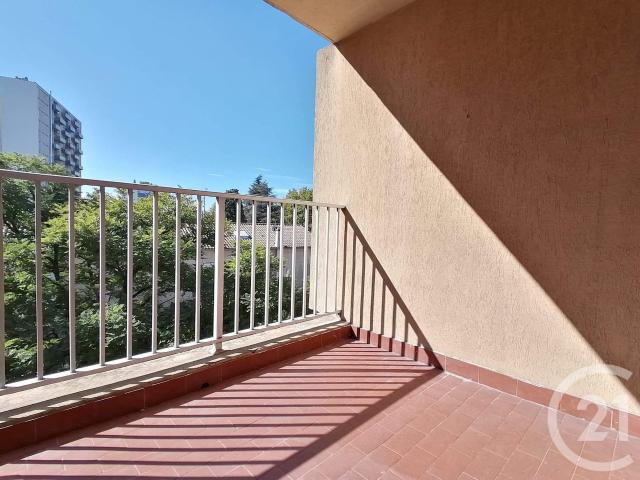 Bagnols sur Cèze Location Appartement 30