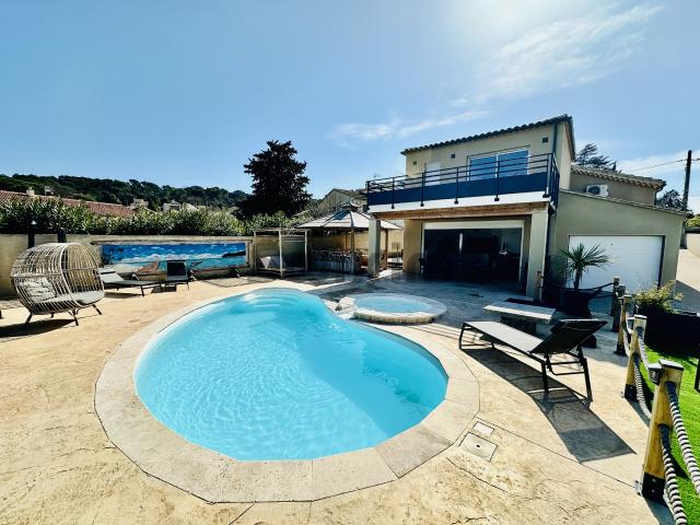 Bagnols sur Cèze: Villa en parfait état !