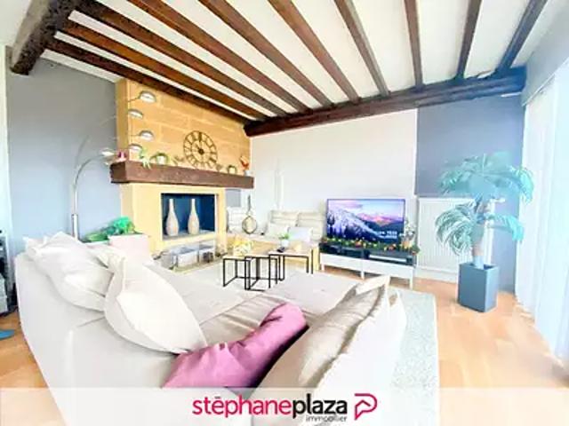 Bagnols sur Cèze 30200 Achat / Vente appartement 3 pièces t3 au dernier étage cave