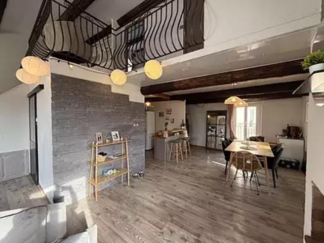 Bagnols sur Cèze 30200 Achat / Vente appartement 3 pièces t3 au dernier étage terrasse