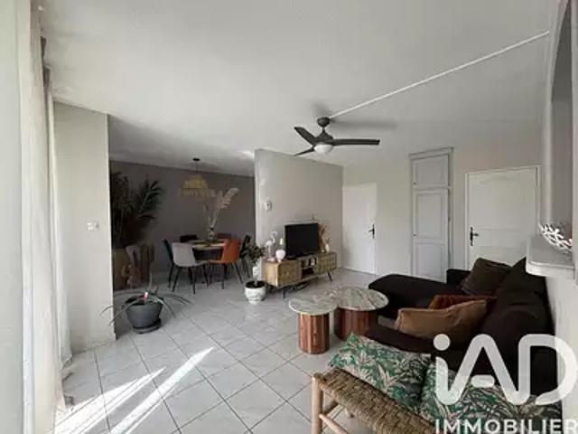 Bagnols sur Cèze 30200 Achat / Vente appartement 4 pièces t4 parking