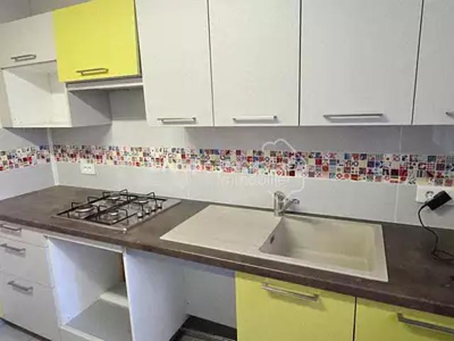 Bagnols sur Cèze 30200 Achat / Vente appartement 5 pièces t5 au dernier étage