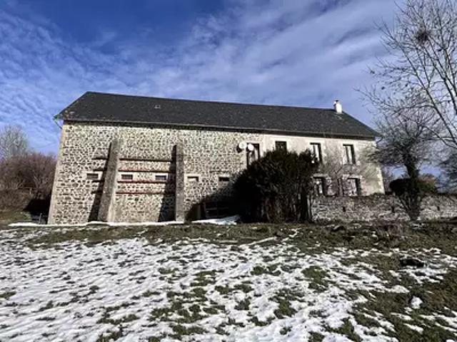 Bagnols 63810 Achat / Vente maison 4 pièces t4 parking