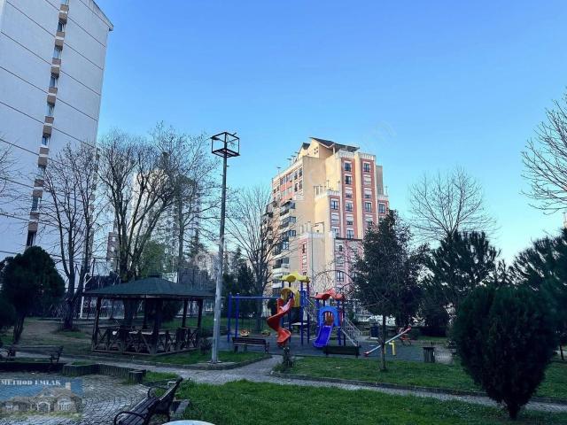 Bahçeşehir Esenkent Acil Satılık 2+1 Daire