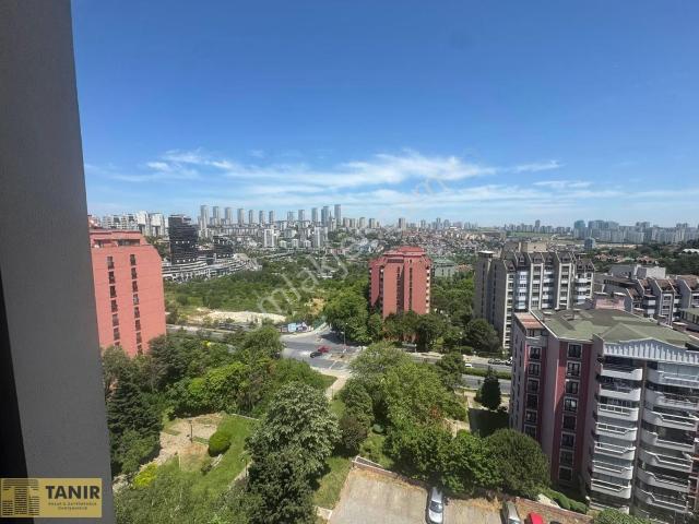 Bahçeşehir Gül Blokları Yeni Tadilatı Yapılmıs Kiralık 3+1 Daire