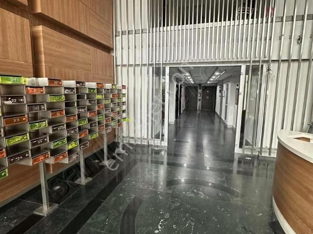 Bahçeşehir Spradon Kuleler 4+1 Ebeveyn Banyolu Satılık