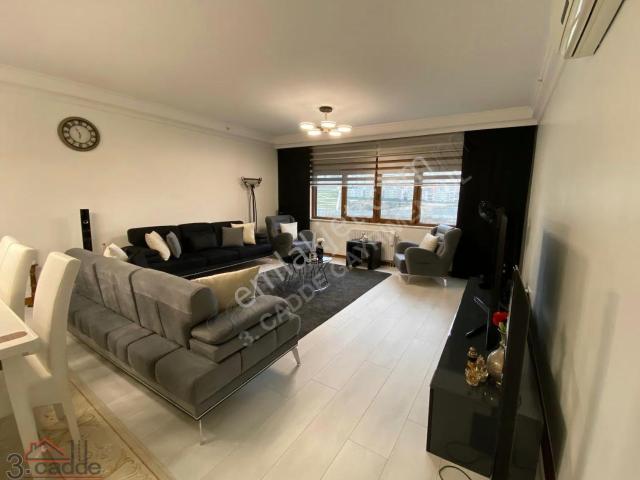 Bahçeşehir Spradon Kuleler'de Tadilatlı 4+1 Daire