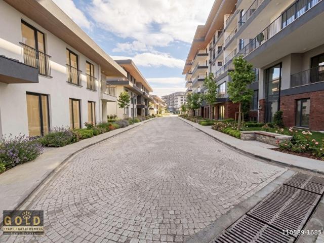 Bahçeşehir Vadi 1.Etap Satılık Acil Satılık 4+1 Daire.