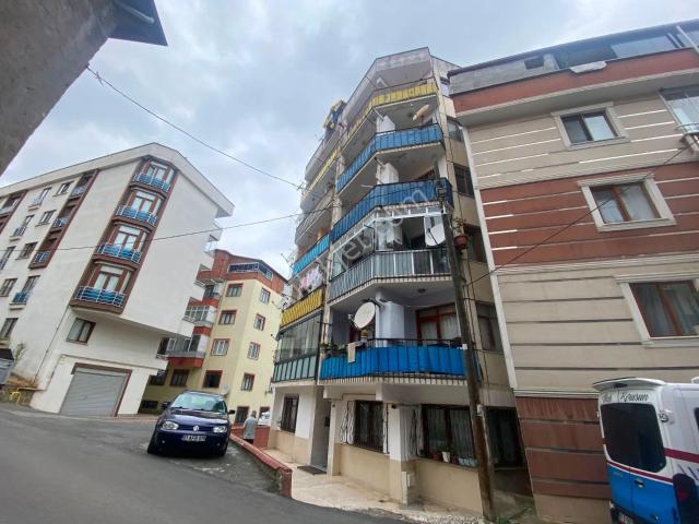 Bahçecikte Geniş, Ferah 2+1 Satılık Daire