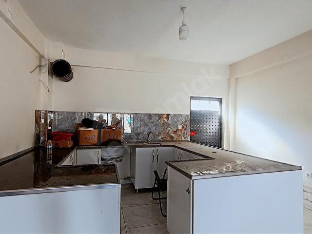 Bahçeküme evlerinde Sağlık ocağı karşısı kiralık 61 m2 dükkan!