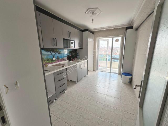 Bahçelerüstü Mah. Manzaralı Ebeveyn Banyolu 3+1 Kiralık Daire