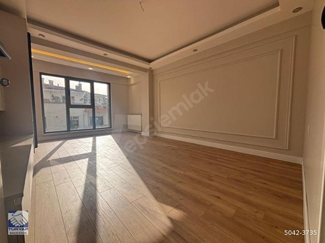 BAHÇELİDE YENİ BİNADA SÜPER LÜX FERAH İKİ BANYO DUBLEX 2+1