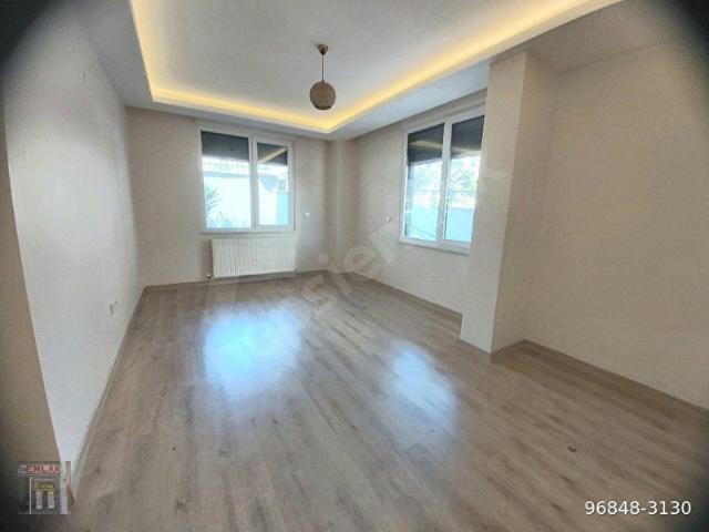 BAHÇELİEVLER METROBÜSE 5 DAKİKA SIFIR 2+1 GİRİŞ SATILIK DAİRE