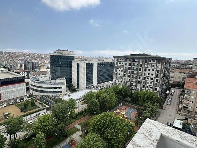 BAHÇELİEVLER DEVLET HASTANESİ YANI SİTE İÇERİSİNDE SATILIK DAİRE
