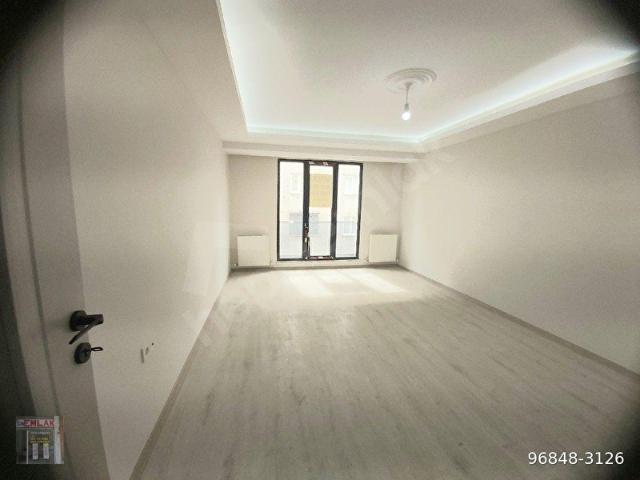 BAHÇELİEVLER SİYAVUŞPAŞADA SIFIR 2+1 ONUR MARKET YAKINI 4.KAT SATILIK DAİRE