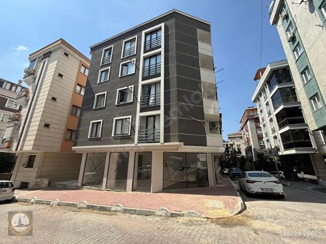 BAHÇELİEVLER SOĞANLI'DA DEPOLU BAHÇE KULLANIMLI 400M2 DÜKKAN