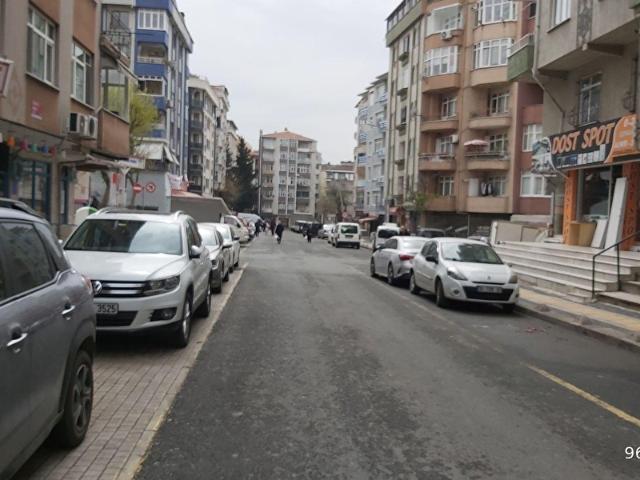 BAHÇELİEVLER SİYAVUŞPAŞA 2+1 GİRİŞ ACELE SATILIK DAİRE
