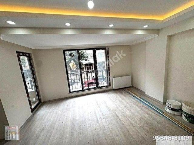 BAHÇELİEVLER YAYLADA SIFIR 2+1 KÖŞE 1.KAT ACELE SATILIK DAİRE
