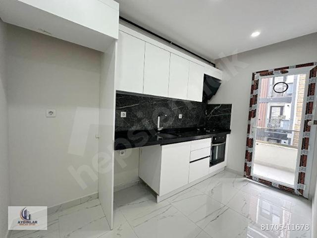 BAHÇELİEVLER YENİBOSNA CEM EVİ YAKINI SATILIK SIFIR 2+1 DAİRE