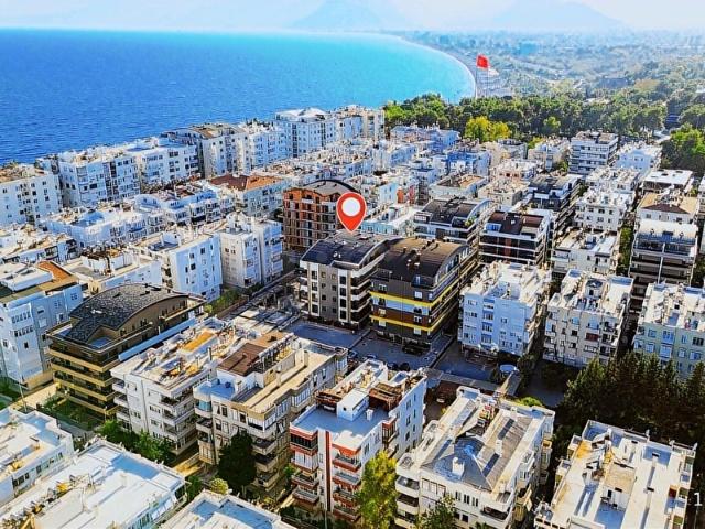 BAHÇELİEVLERDE LÜKS 2+1 DAİRE DENIZE 100M OTURUMA HAZIR
