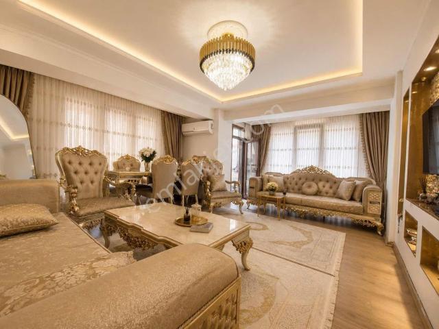 Bahçelievler Cadde Yakını 5 Yıllık Ebeveyn Banyolu 130m2 Arakat