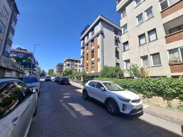 Bahçelievler Çalışlar'a Yakın 135 M² 3+1 Kiralık Daire