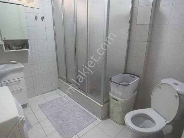 Bahçelievler Basın Sitesi Gürbüz Sokak'ta 2+1 3. Kat Satılık