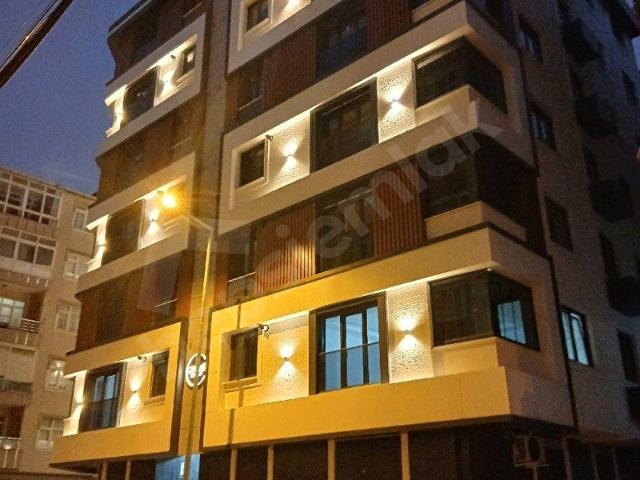 Bahçelievler Basın Sitesi Yakını Sıfır 3+1 110 m2 6.Kat K.Otoparklı Satılık Daireler