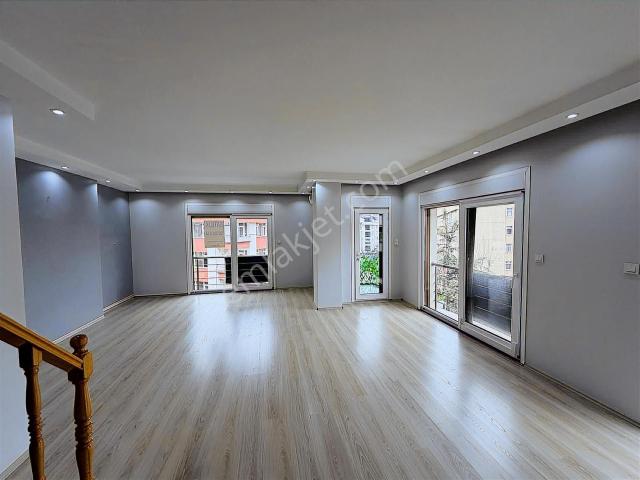 Bahçelievler Butik Site İçi 4.kat 4+2 K.otoparklı 7/24 Güvenlik