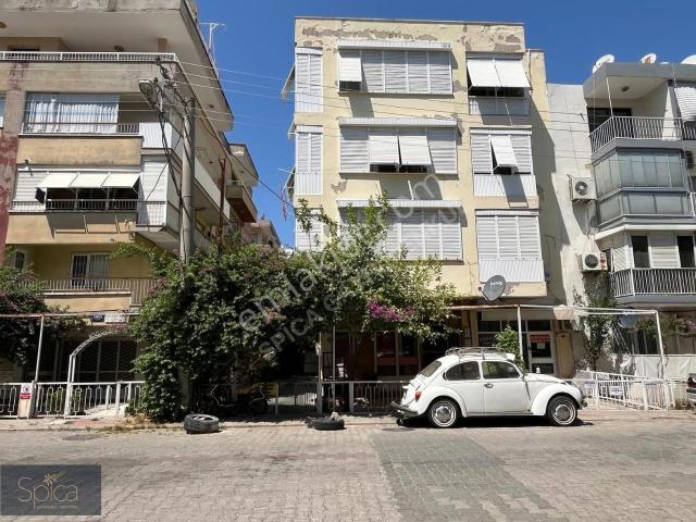 Bahçelievler 'de Full Tadilatlı Bakımlı 3+1 Satılık Daire