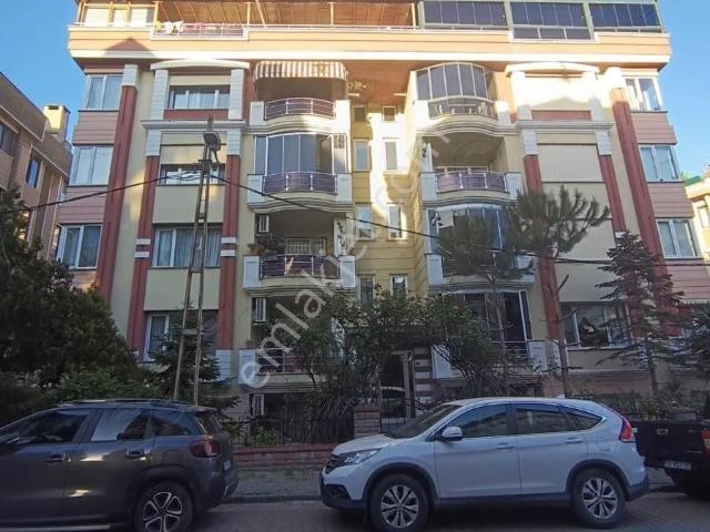 Bahçelievler Kıbrıs Parkına Yakın 8 + 2. 300 M2 Dubleks Daire