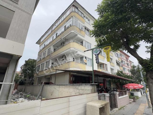 Bahçelievler Kiralık Dubleks Teraslı Aileye Uygun Daire