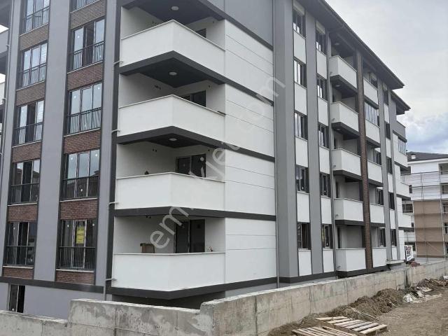 Bahçelievler Mahallesinde Satılık 3+1 Daire